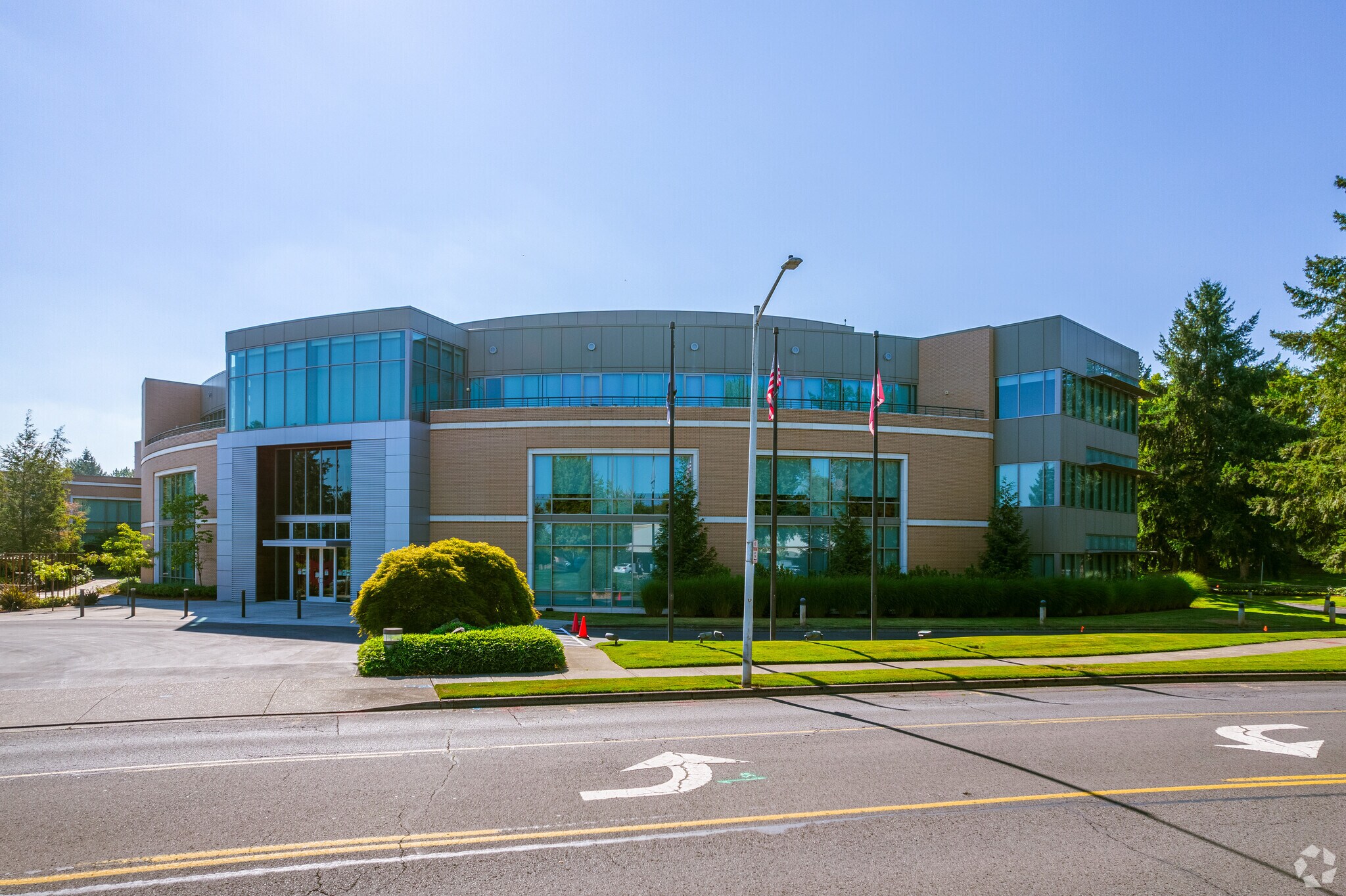 5505 NE Moore Ct, Hillsboro, OR à louer Photo principale– Image 1 sur 25