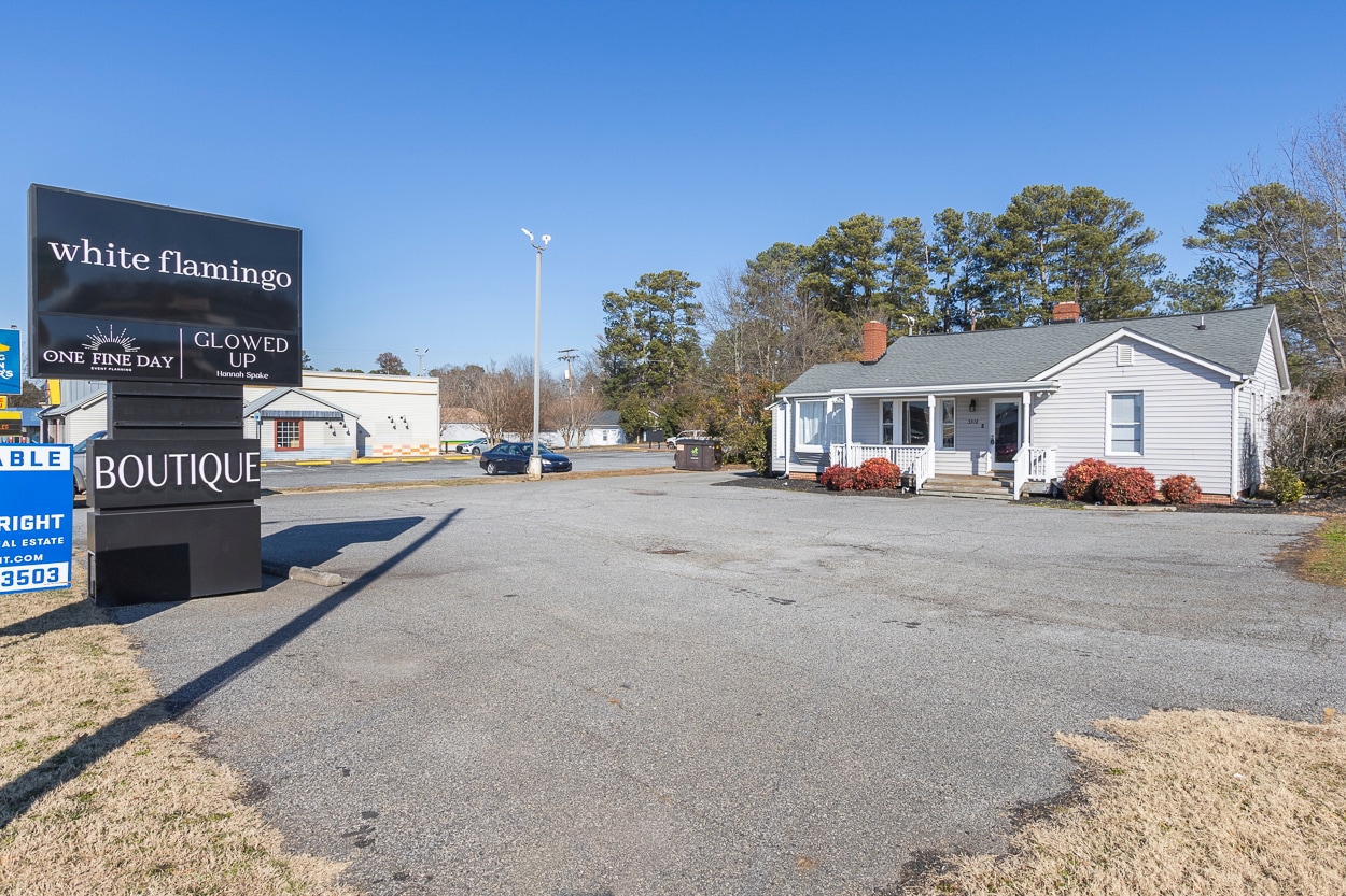 3312 N Main St, Anderson, SC à vendre Photo de l’immeuble– Image 1 sur 44