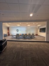 2145 Metrocenter Blvd, Orlando, FL à louer Photo intérieure– Image 1 sur 35