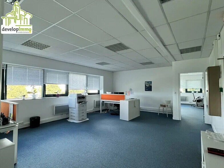 Bureau dans Caen à louer - Photo de l’immeuble – Image 2 sur 11