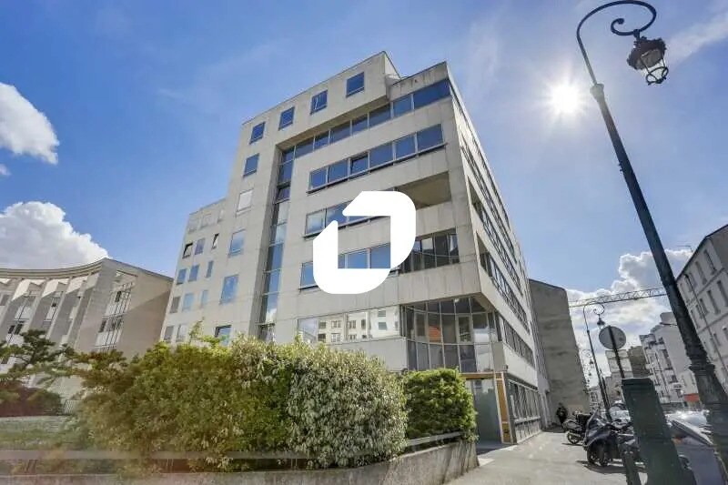 Bureau dans Puteaux à louer - Photo de l’immeuble – Image 1 sur 17