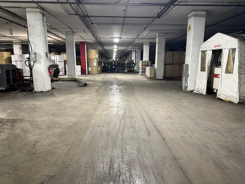 2698 Rue Léger, Montreal, QC à louer - Photo intérieure – Image 3 sur 9