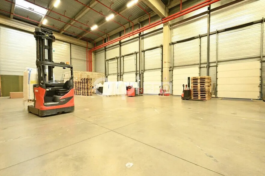 Bureau dans Mions à louer - Photo intérieure – Image 3 sur 19