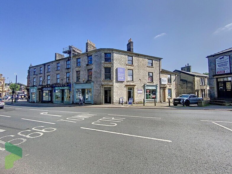 3-7 Bolton Rd, Darwen à louer - Photo de l’immeuble – Image 2 sur 27