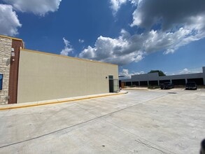 3360 FM 365 Hwy, Port Arthur, TX à louer Photo intérieure– Image 2 sur 9