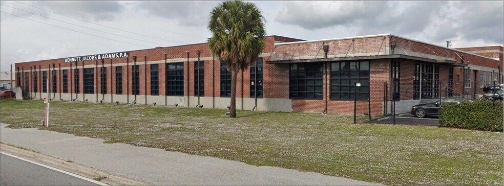 1925 E 2nd Ave, Tampa, FL à louer - Photo de l’immeuble – Image 2 sur 17