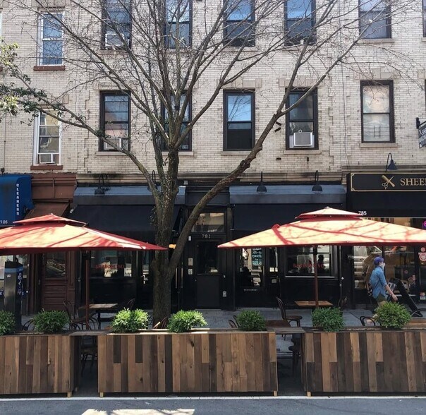 781 Franklin Ave, Brooklyn, NY à louer - Photo de l’immeuble – Image 1 sur 6