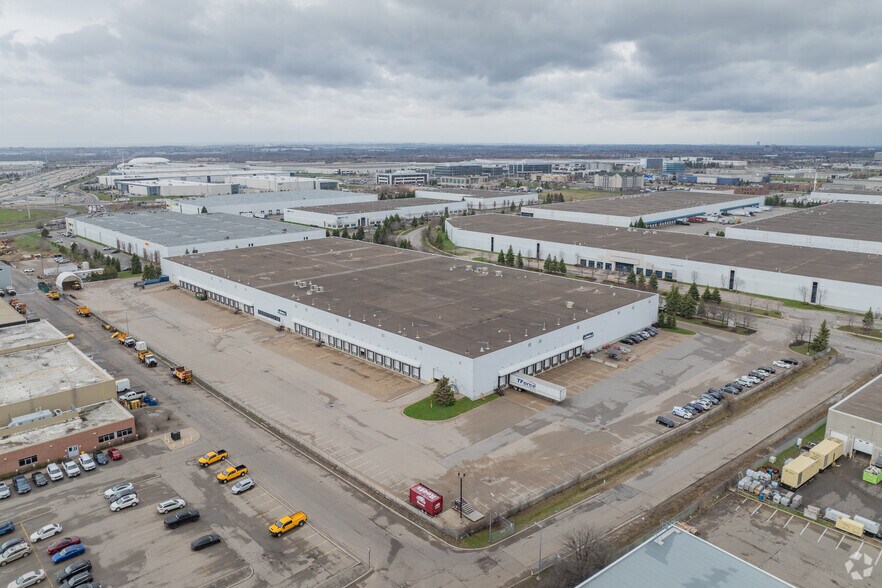6170 Edwards Blvd, Mississauga, ON à louer - Aérien – Image 2 sur 13