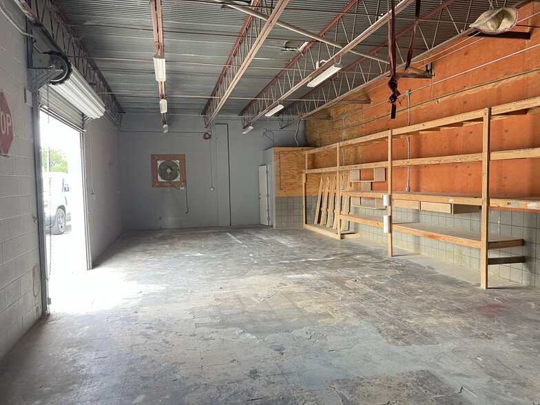 3911 N Braeswood Blvd, Houston, TX à louer - Photo intérieure – Image 2 sur 7