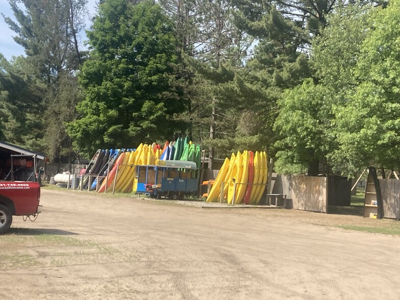 9117 S M 37, Baldwin, MI à vendre - Photo de l’immeuble – Image 3 sur 5
