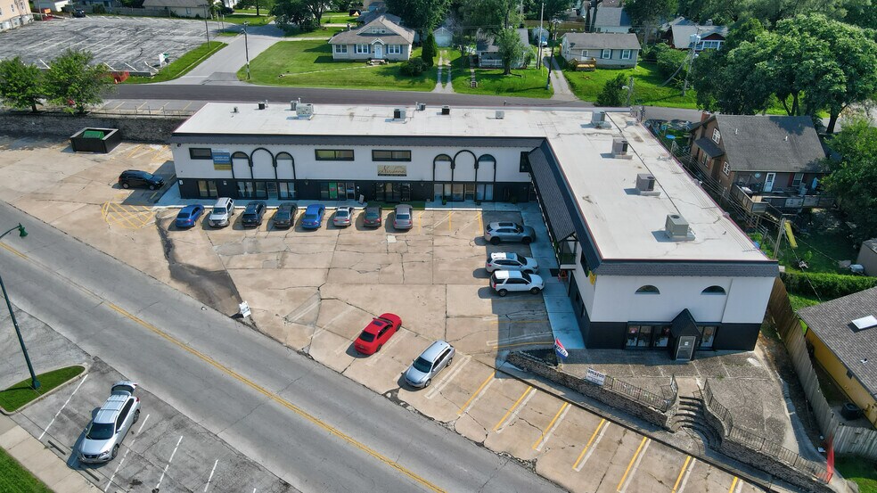 10605-10715 E Winner Rd, Independence, MO à louer - Photo de l’immeuble – Image 3 sur 13