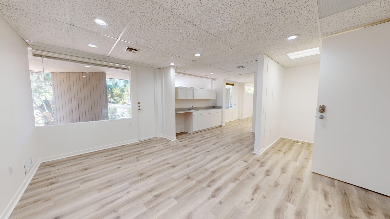 1615 Hill Rd, Novato, CA 94947 - Lot 9 & 10 - - Photo intérieure - Image 1 of 12