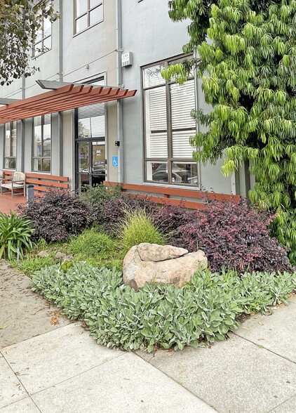 2095 Rose St, Berkeley, CA à louer - Photo de l’immeuble – Image 3 sur 26