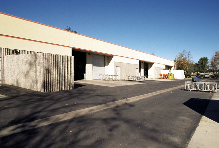 1390 Flynn Rd, Camarillo, CA à louer - Autre – Image 2 sur 4