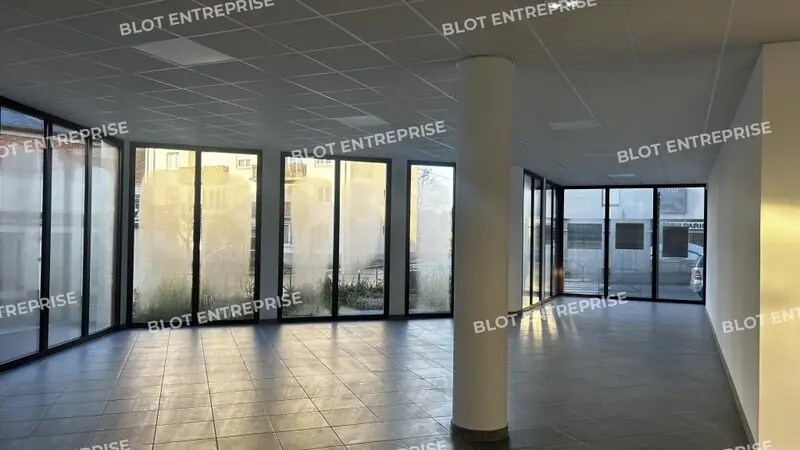 Local commercial dans Rennes à louer - Photo intérieure – Image 2 sur 6