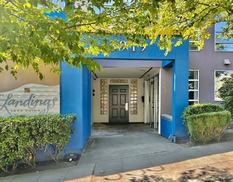 215 NE 40th St, Seattle, WA à vendre - Photo de l’immeuble – Image 3 sur 15