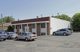 Plus de détails pour 4220 S 27th St, Milwaukee, WI - Bureau à vendre