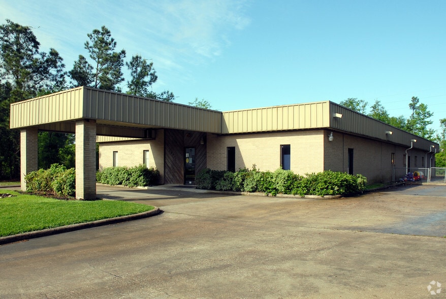 19901 Foxwood Forest Blvd, Humble, TX à vendre - Photo principale – Image 1 sur 3