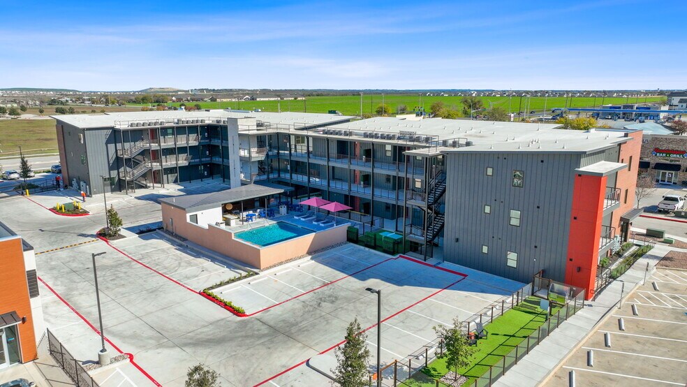 2165 Gabriels Pl, New Braunfels, TX à louer - Photo de l’immeuble – Image 3 sur 15
