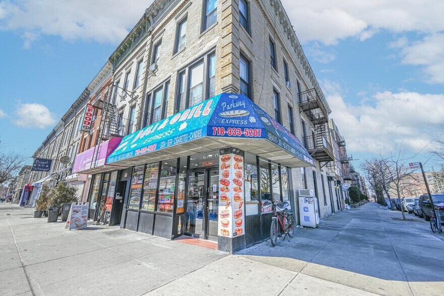 7502 3rd Ave, Brooklyn, NY à vendre - Photo de l’immeuble – Image 2 sur 10