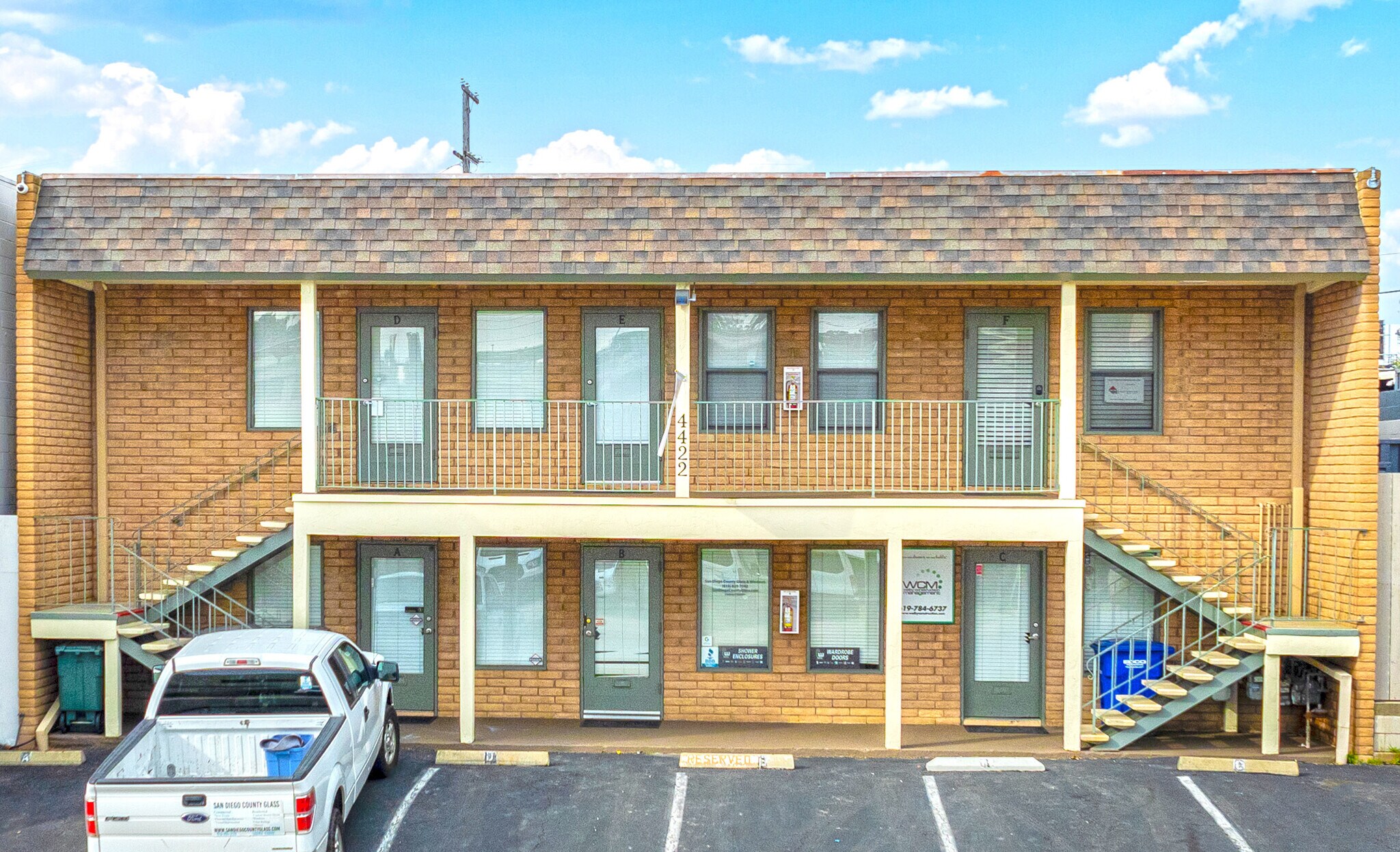 4422 Glacier Ave, San Diego, CA à louer Photo de l’immeuble– Image 1 sur 6