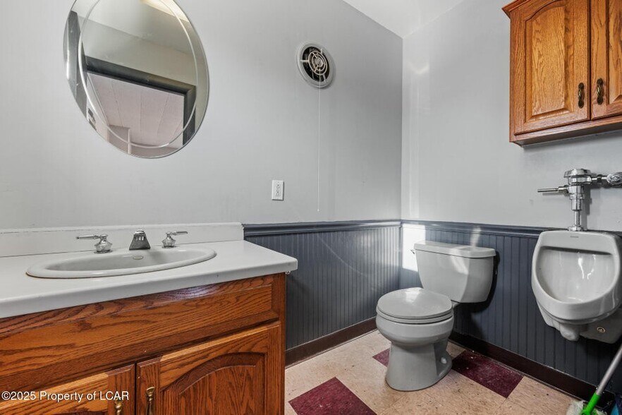 36 Atherton Ave, Wyoming, PA à vendre - Photo de l’immeuble – Image 2 sur 34