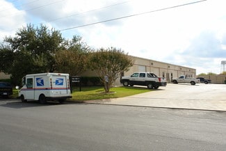 Plus de détails pour 7342-7360 Reindeer Trl, San Antonio, TX - Industriel/Logistique à louer