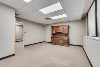 107 Cedar Grove Ln, Somerset, NJ à louer Photo intérieure– Image 2 sur 7