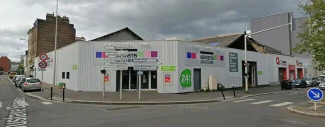 Plus de détails pour Local d’activités à vendre