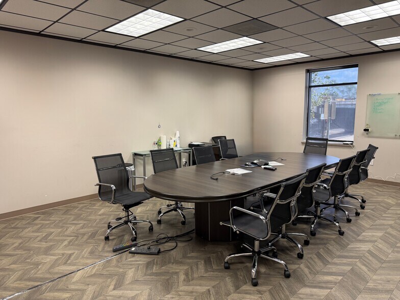 10010 Fairbanks North Houston Rd, Houston, TX à louer - Photo de l’immeuble – Image 3 sur 10