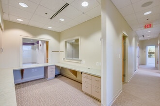 21785 Filigree Ct, Ashburn, VA à louer Photo intérieure– Image 1 sur 20