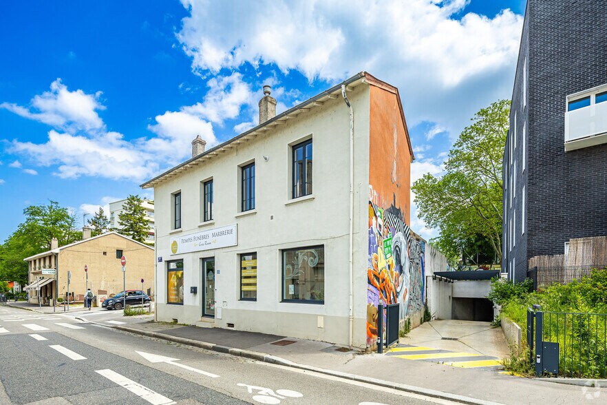 Bureau dans Lyon à louer - Photo de l’immeuble – Image 2 sur 2
