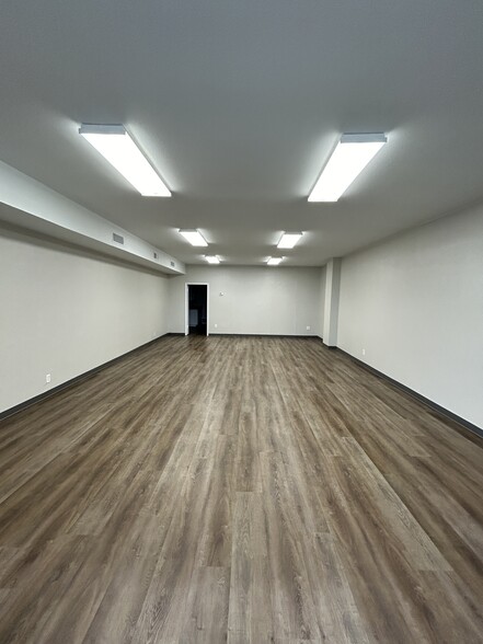 806-812 E Abram St, Arlington, TX à louer - Photo de l’immeuble – Image 3 sur 35