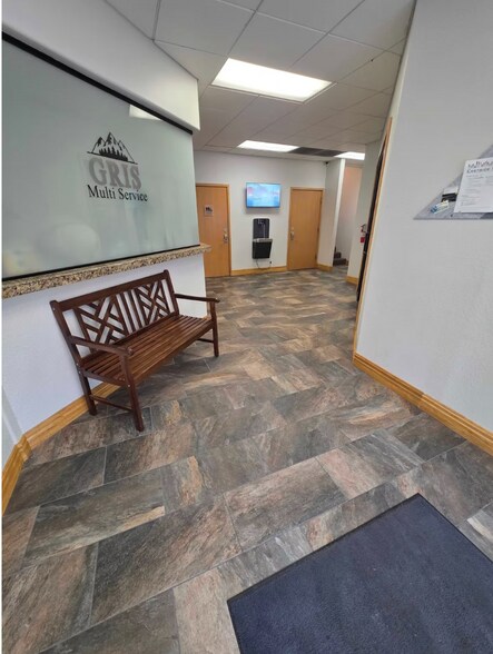 306 Laurel Mountain Rd, Mammoth Lakes, CA à louer - Photo de l’immeuble – Image 2 sur 13