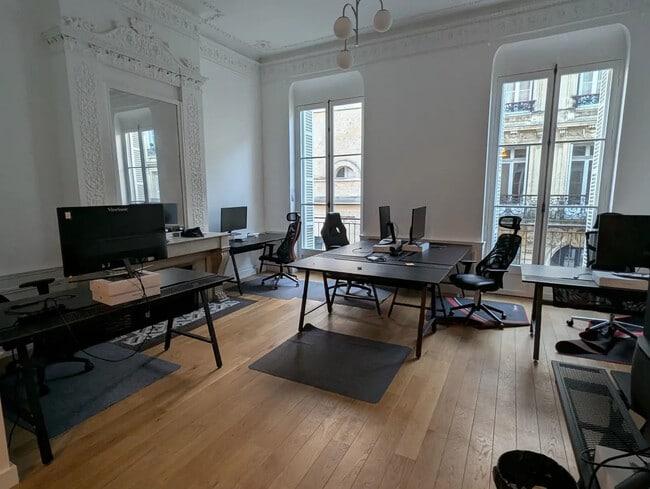 Plus de détails pour 3 Rue Michel Montaigne, Bordeaux - Bureau à louer