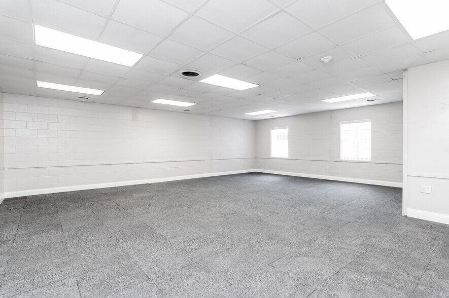 4205 W Broadway St, Pearland, TX à louer - Photo intérieure – Image 2 sur 21