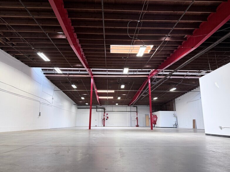 16221 S Maple Ave, Gardena, CA à louer - Photo intérieure – Image 2 sur 7