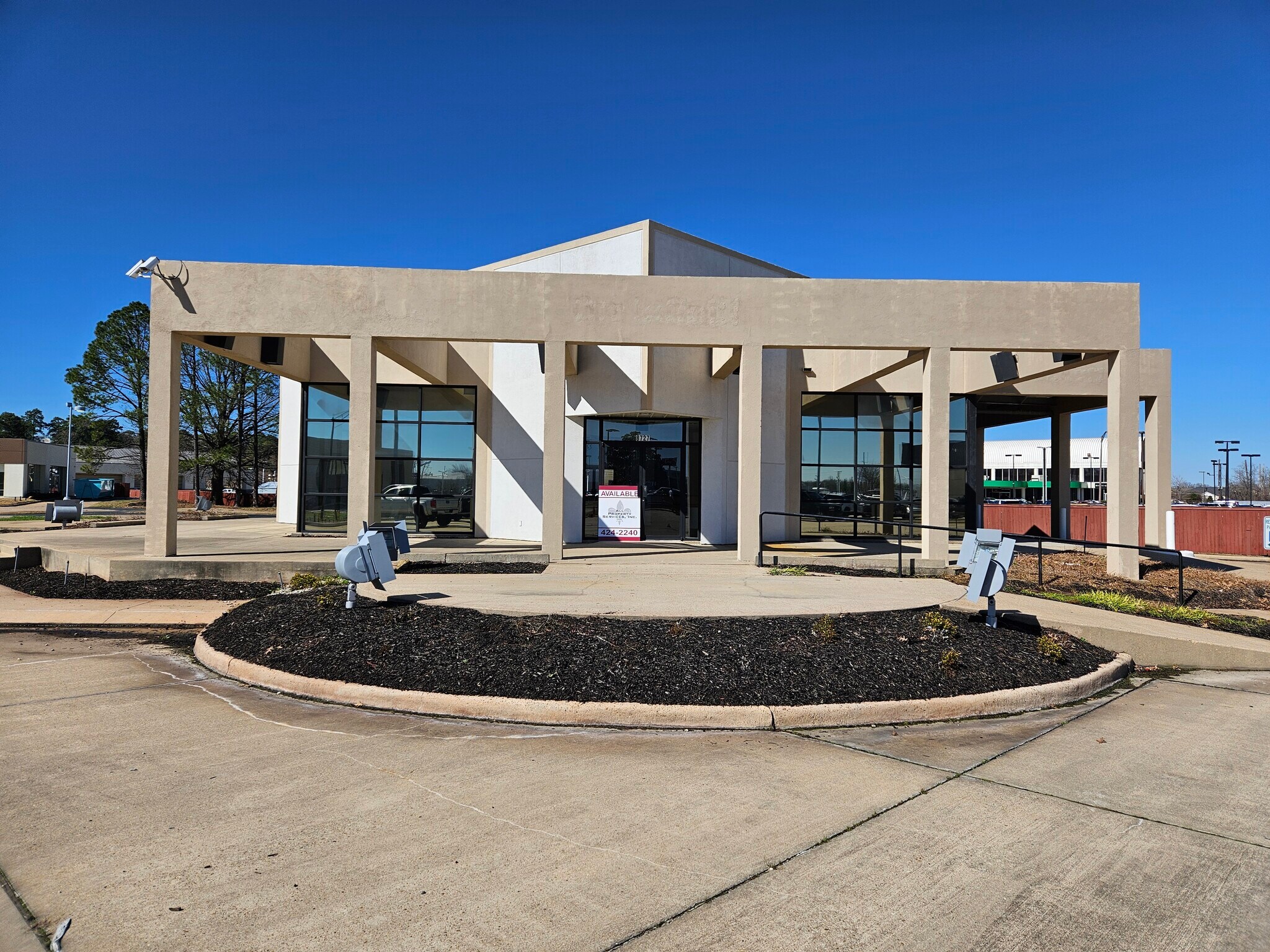 8727 Business Park Dr, Shreveport, LA à louer Photo de l’immeuble– Image 1 sur 11