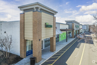 Plus de détails pour 900-944 Carmans Rd, Massapequa, NY - Local commercial à louer
