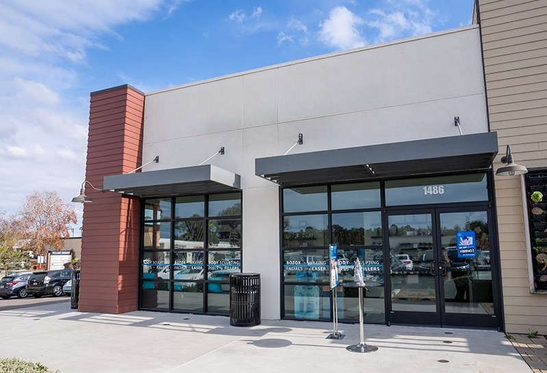 1486 Encinitas Blvd, Encinitas, CA à louer - Photo principale – Image 1 sur 6