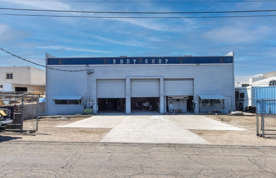 1647 Industrial blvd, Lake Havasu City, AZ à louer - Photo de l’immeuble – Image 2 sur 12