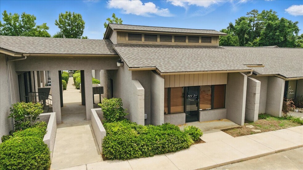 1535 Killearn Center Blvd, Tallahassee, FL à vendre - Photo de l’immeuble – Image 1 sur 29
