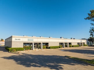 Plus de détails pour 2440 Lacy Ln, Carrollton, TX - Local d'activités à louer