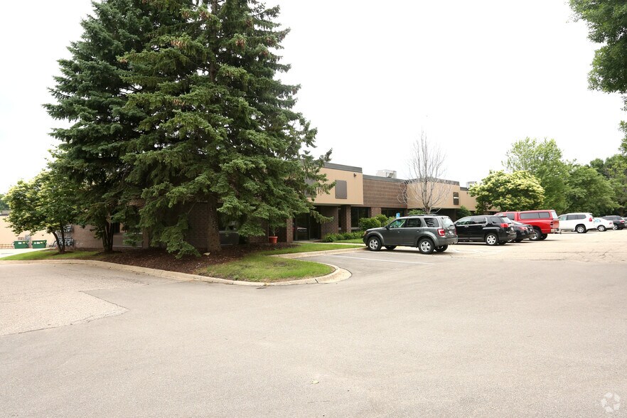 12271-12287 Nicollet Ave, Burnsville, MN à louer - Photo de l’immeuble – Image 3 sur 8