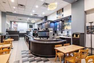 2050 Rue de Bleury, Montréal, QC à louer Photo intérieure– Image 2 sur 5