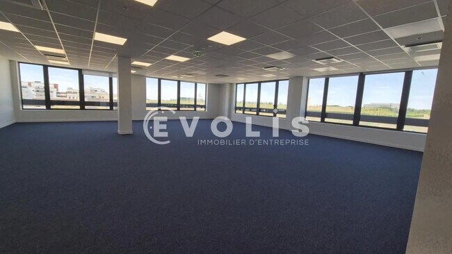 Plus de détails pour Bureau à vendre