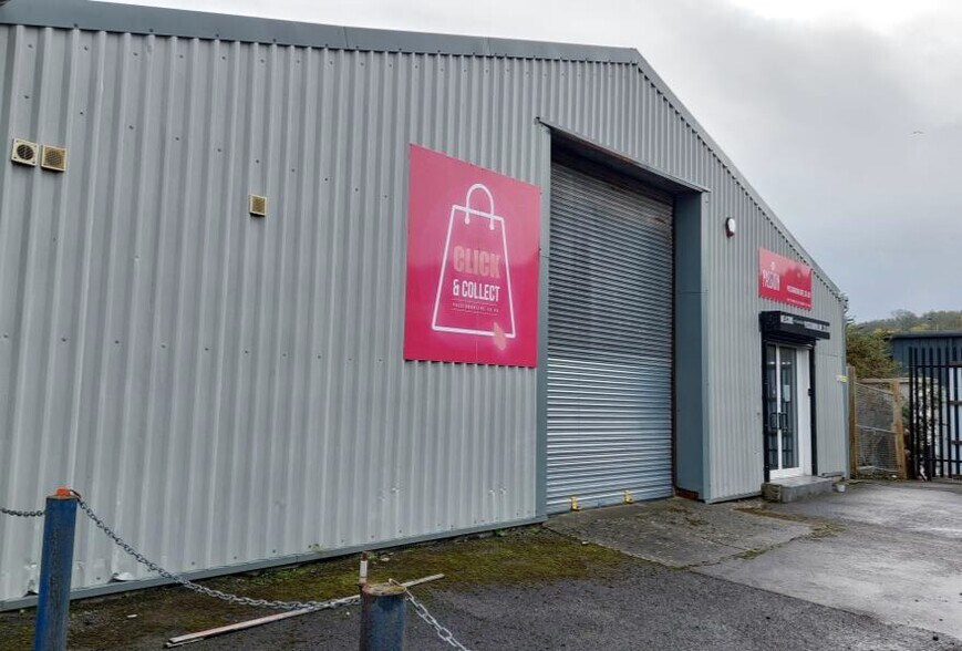 Whittle Rd, Cardiff à louer - Photo de l’immeuble – Image 2 sur 5