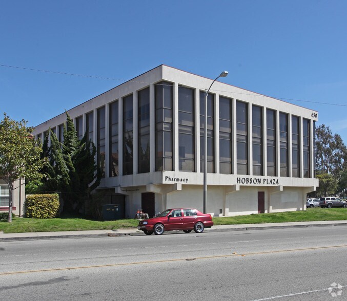 650 Hobson Way, Oxnard, CA à louer - Photo de l’immeuble – Image 2 sur 3