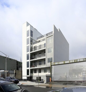 Plus de détails pour 115 Erasmus St, Brooklyn, NY - Logement à vendre