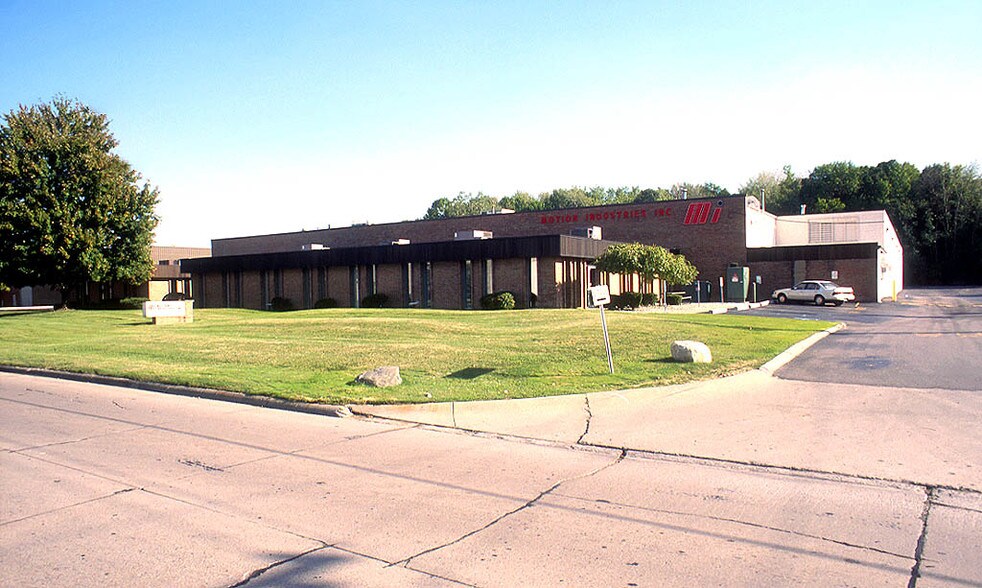 1700-1704 E Avis Dr, Madison Heights, MI à louer - Autre – Image 2 sur 10